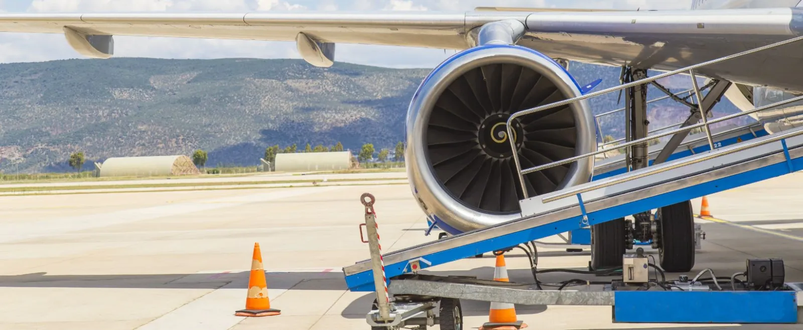 Nea Anchialos Airport (VOL)
