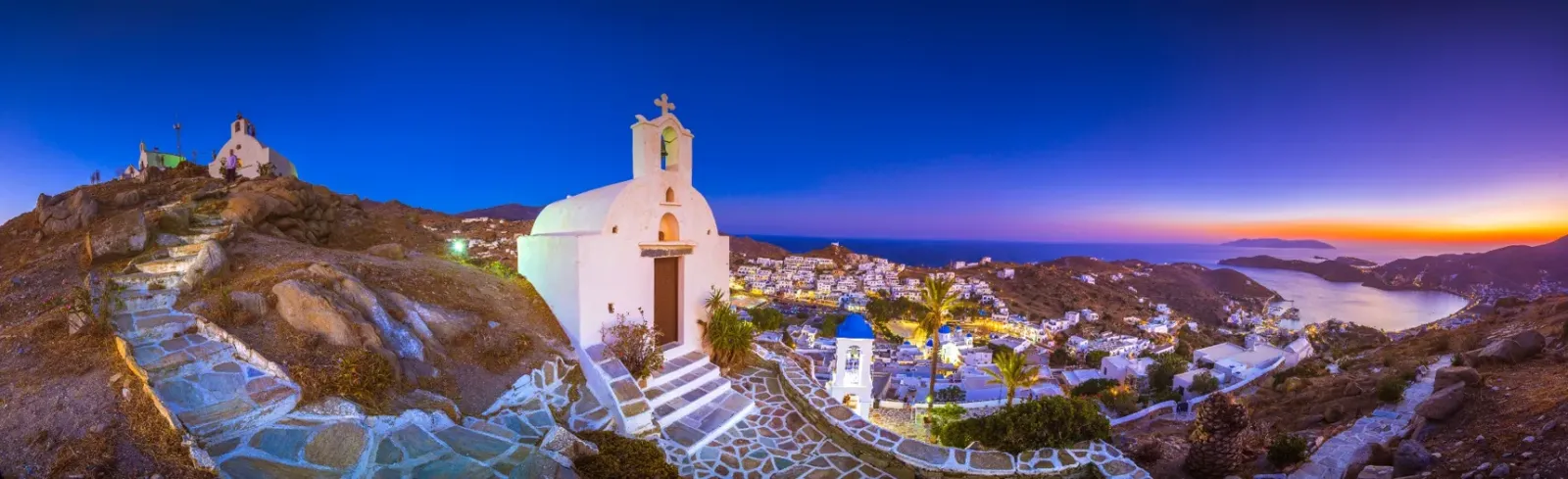Island Hopping in the Cyclades: A Contemporary Journey
