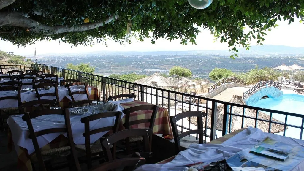 Arolithos Traditional Cretan Village