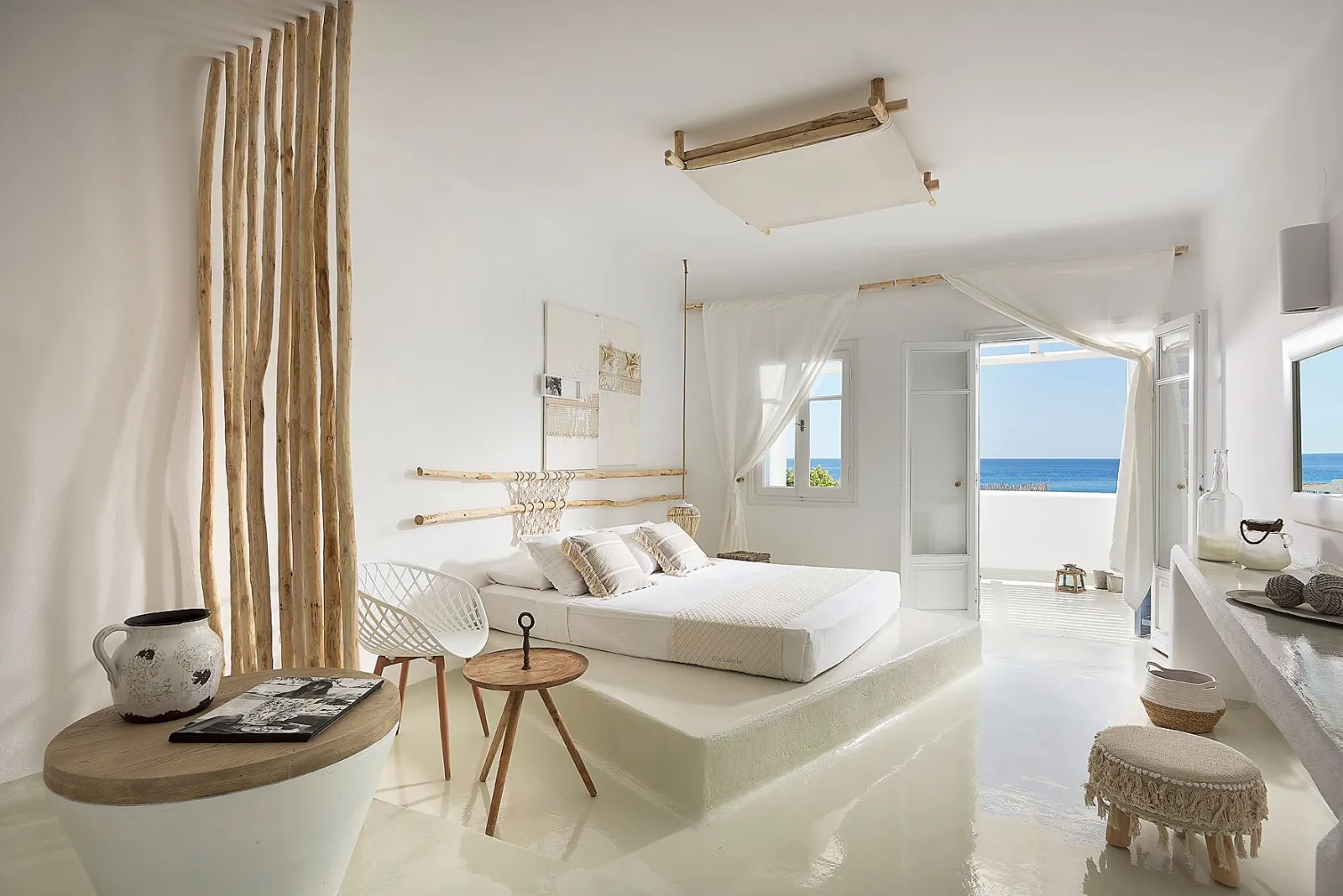 Artemis Seaside Resort