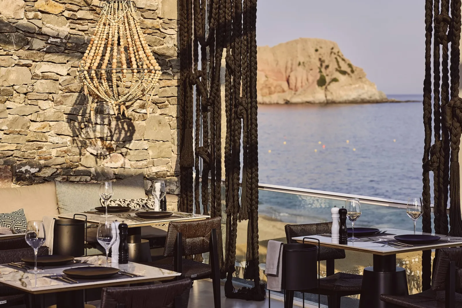 Artemis Seaside Resort