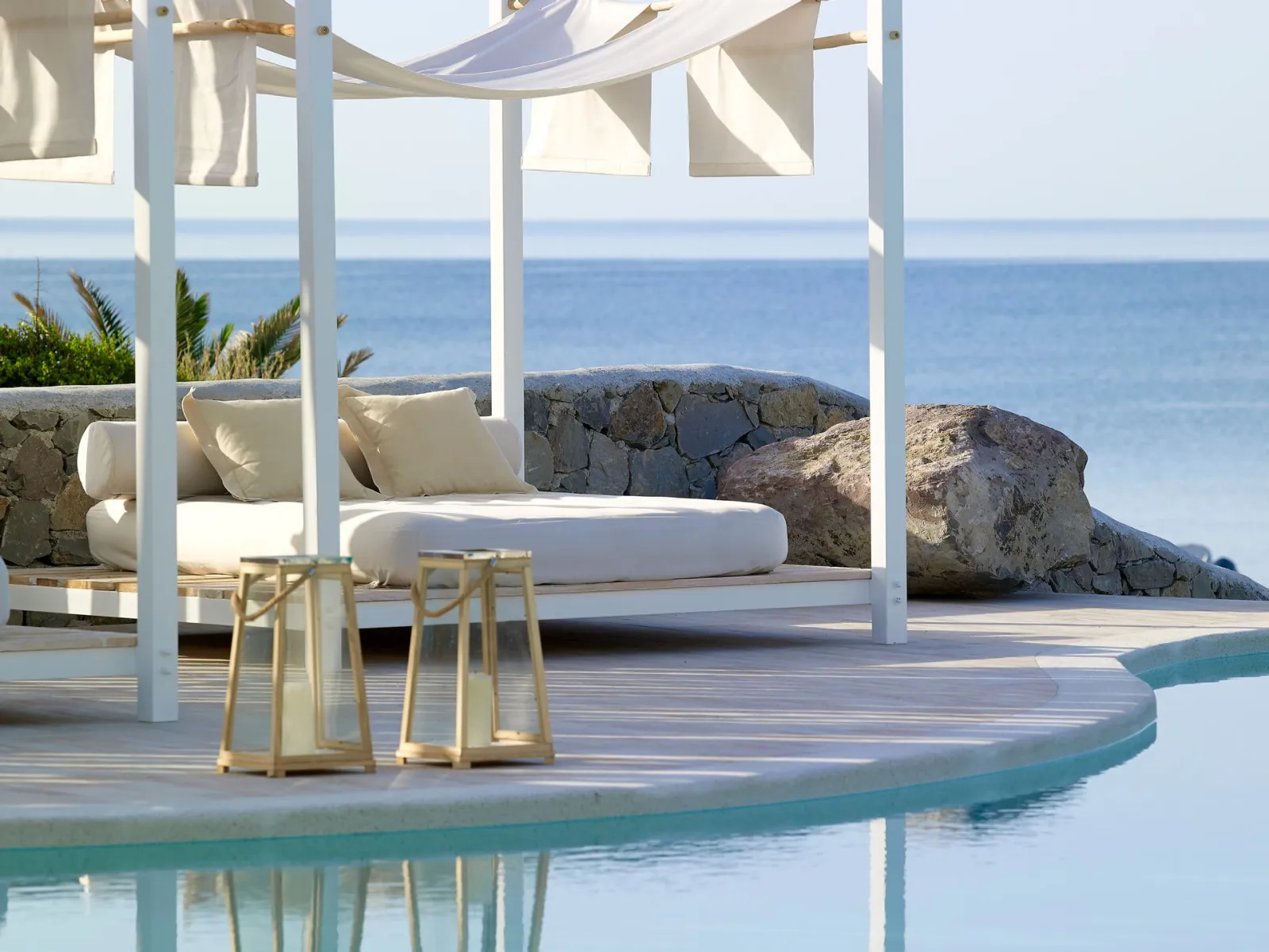 Artemis Seaside Resort