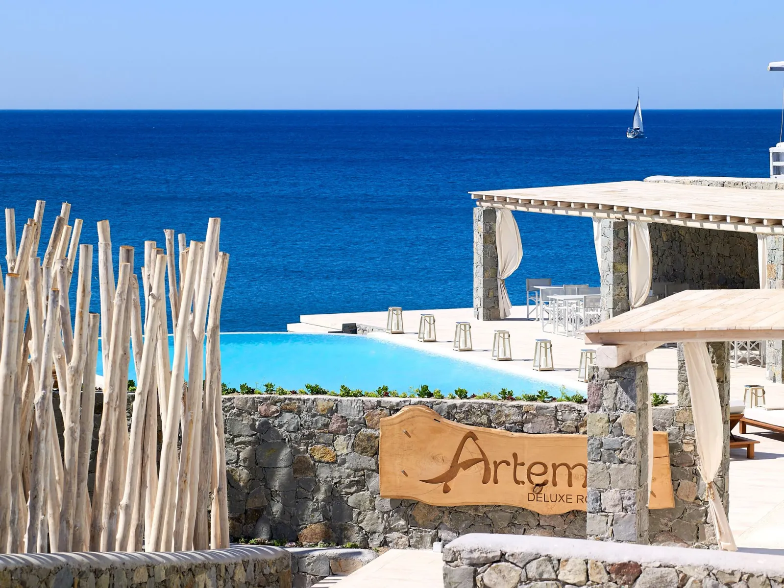 Artemis Seaside Resort