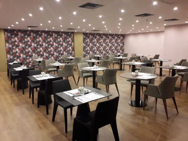Athenaeum Smart Hotel