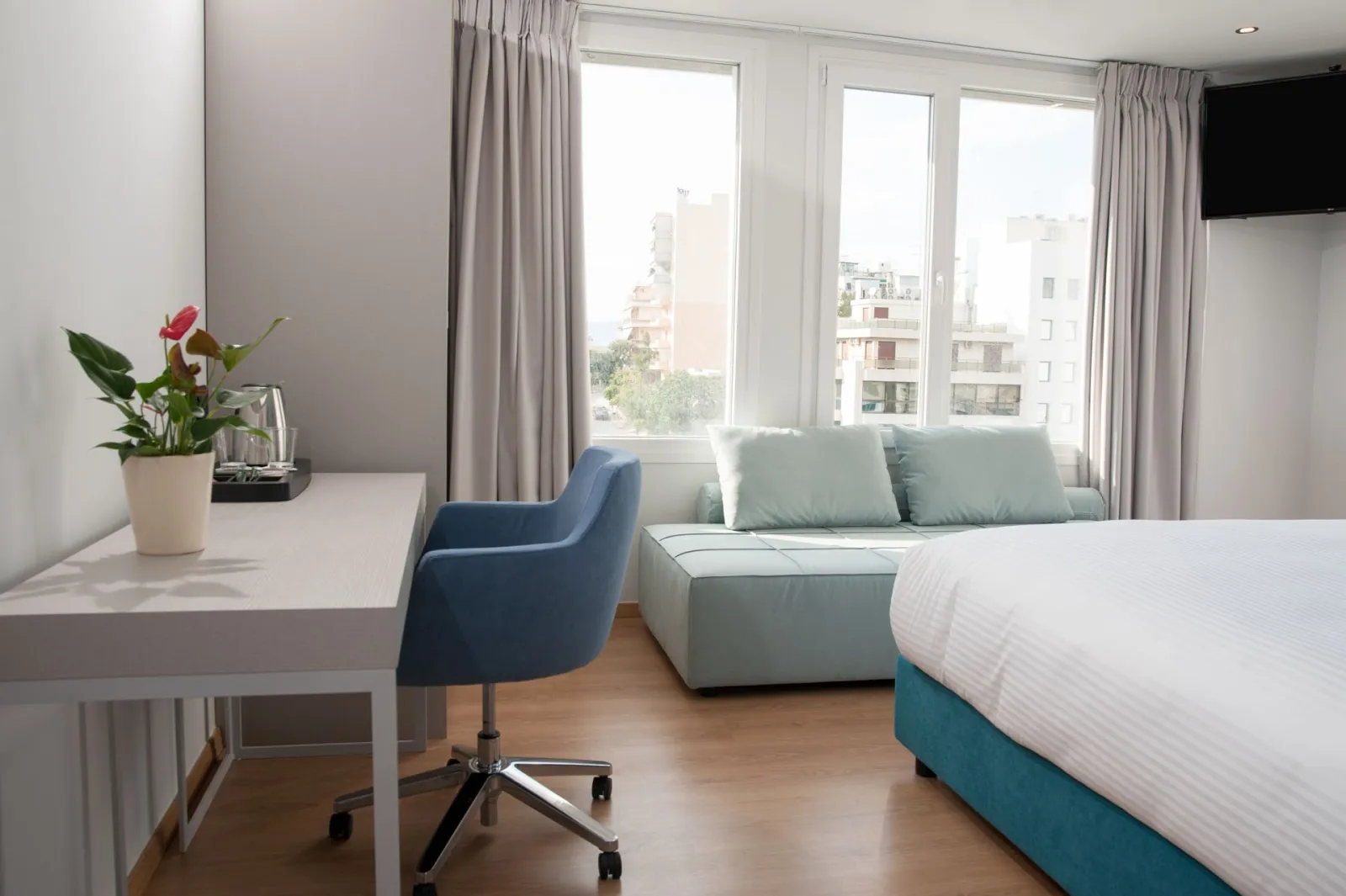 Athenaeum Smart Hotel