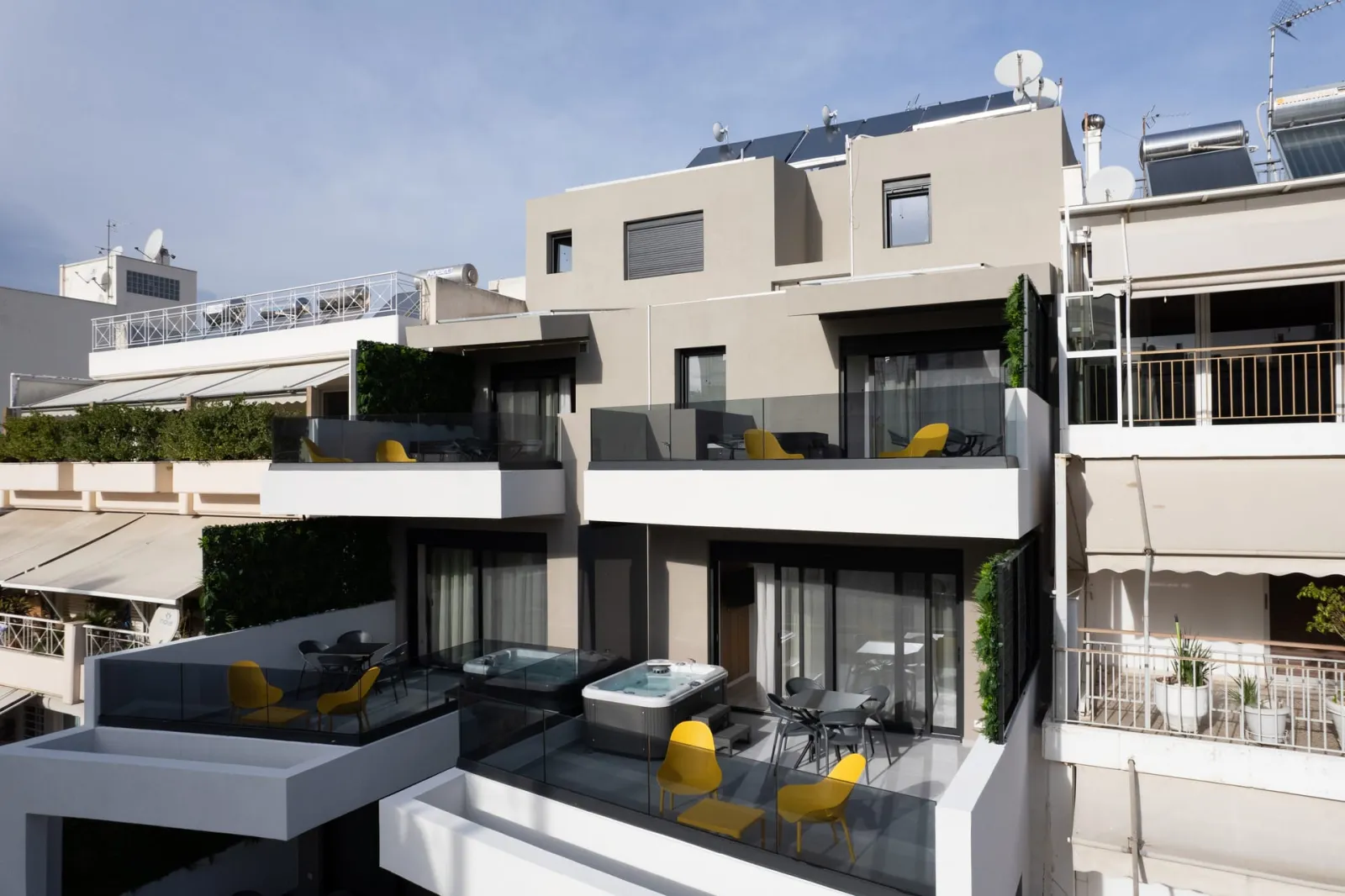 Incanto Boutique Suites – Neos Kosmos