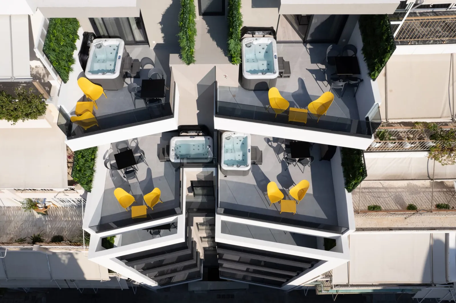 Incanto Boutique Suites – Neos Kosmos