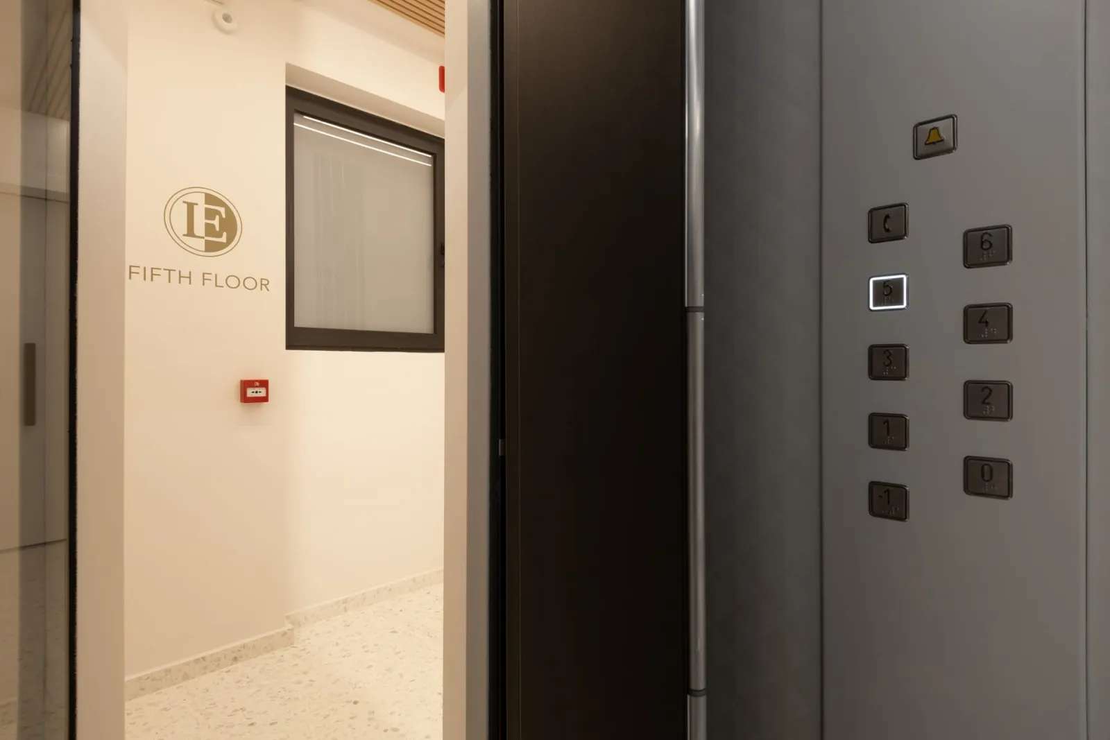Incanto Boutique Suites – Neos Kosmos