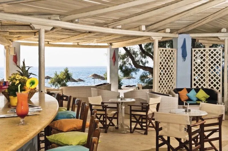 Pool Bar
