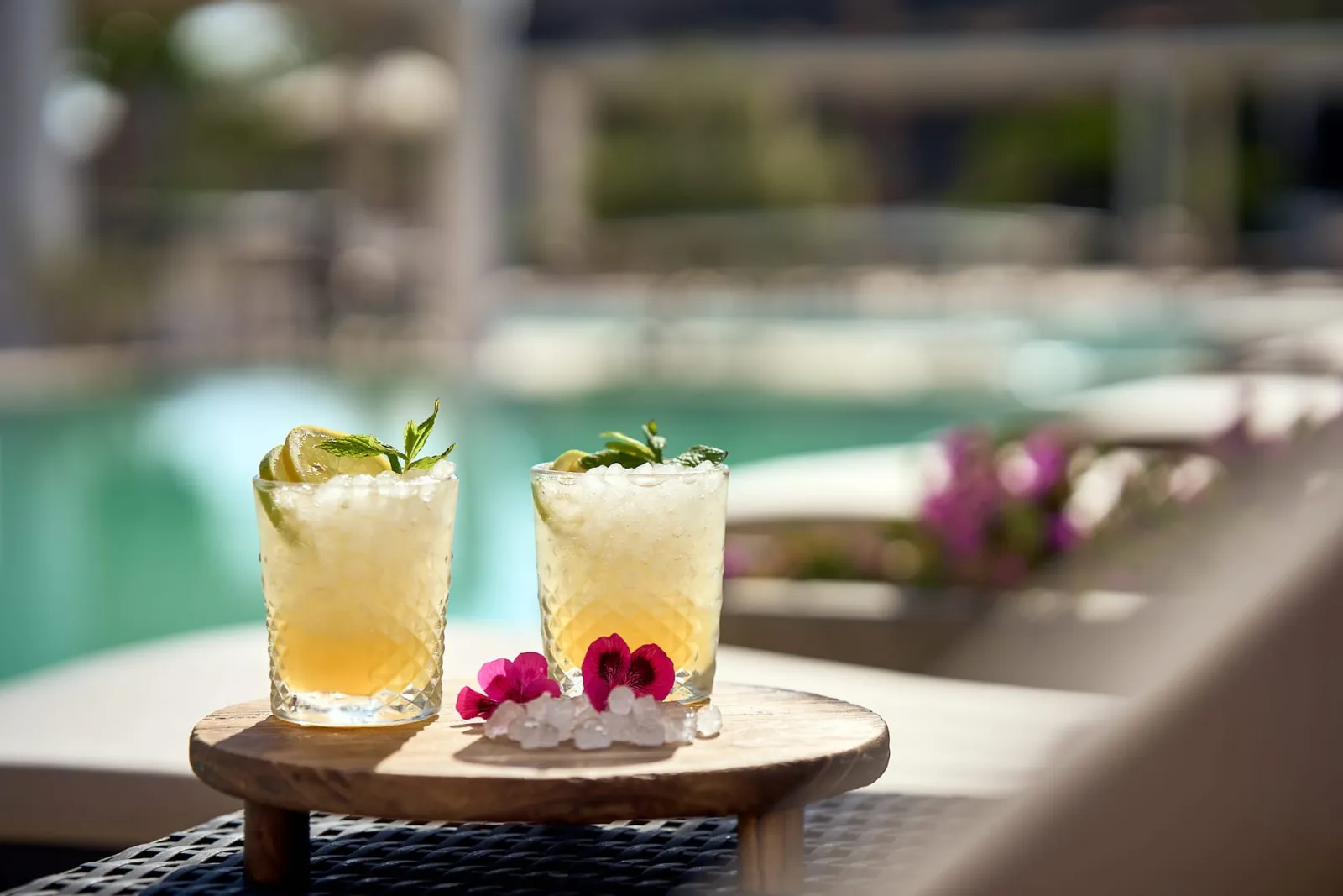 Aurora Luxury Suites