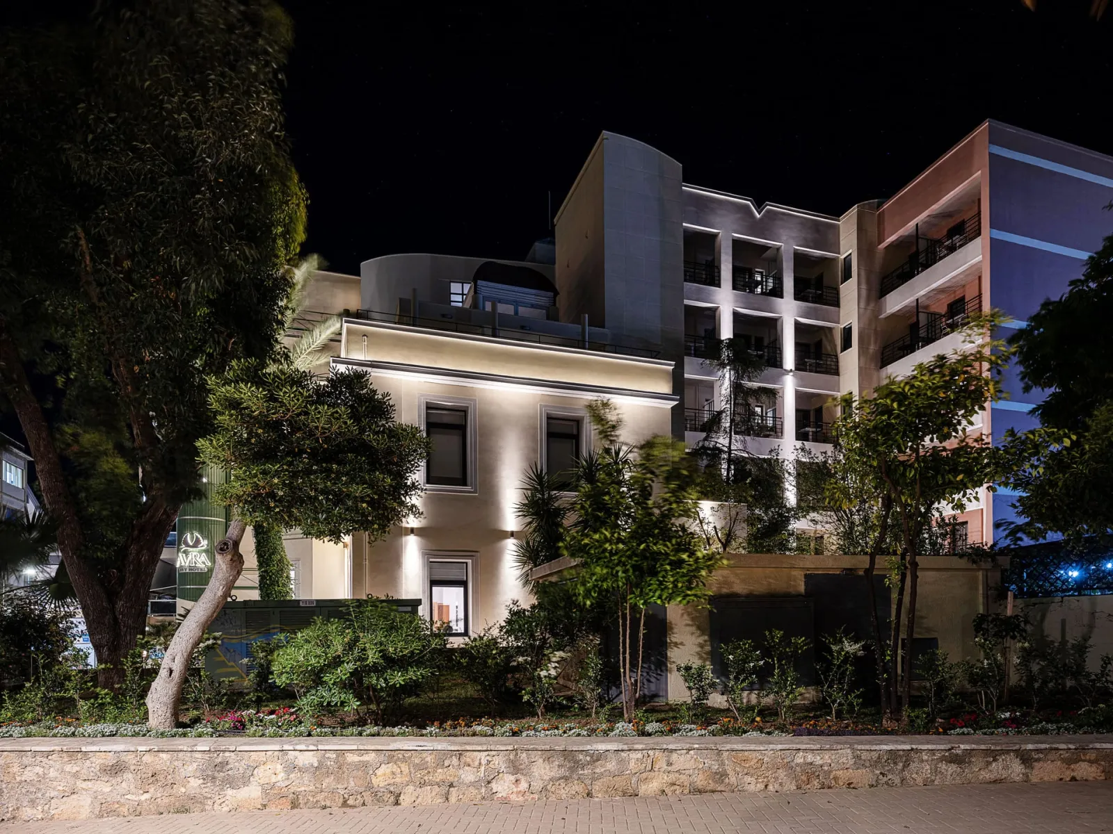Avra City Hotel