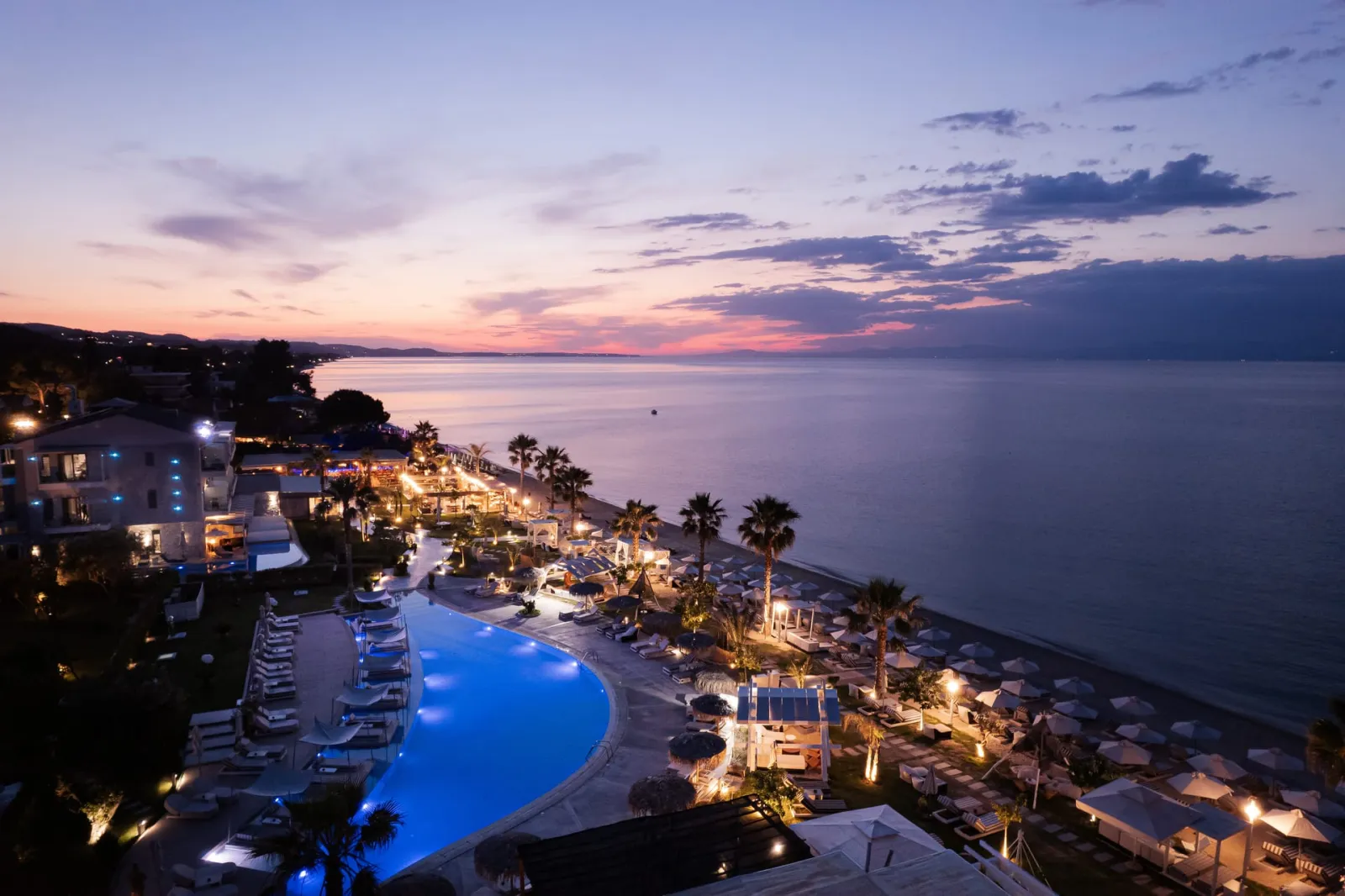 Blue Carpet Luxury Suites Halkidiki