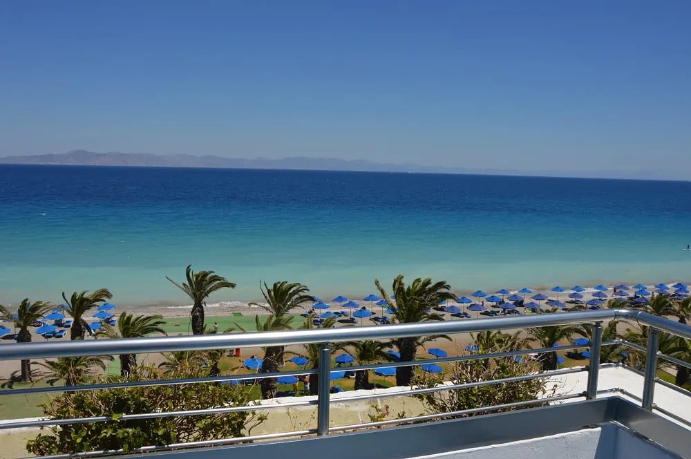 Blue Horizon Room Sea View