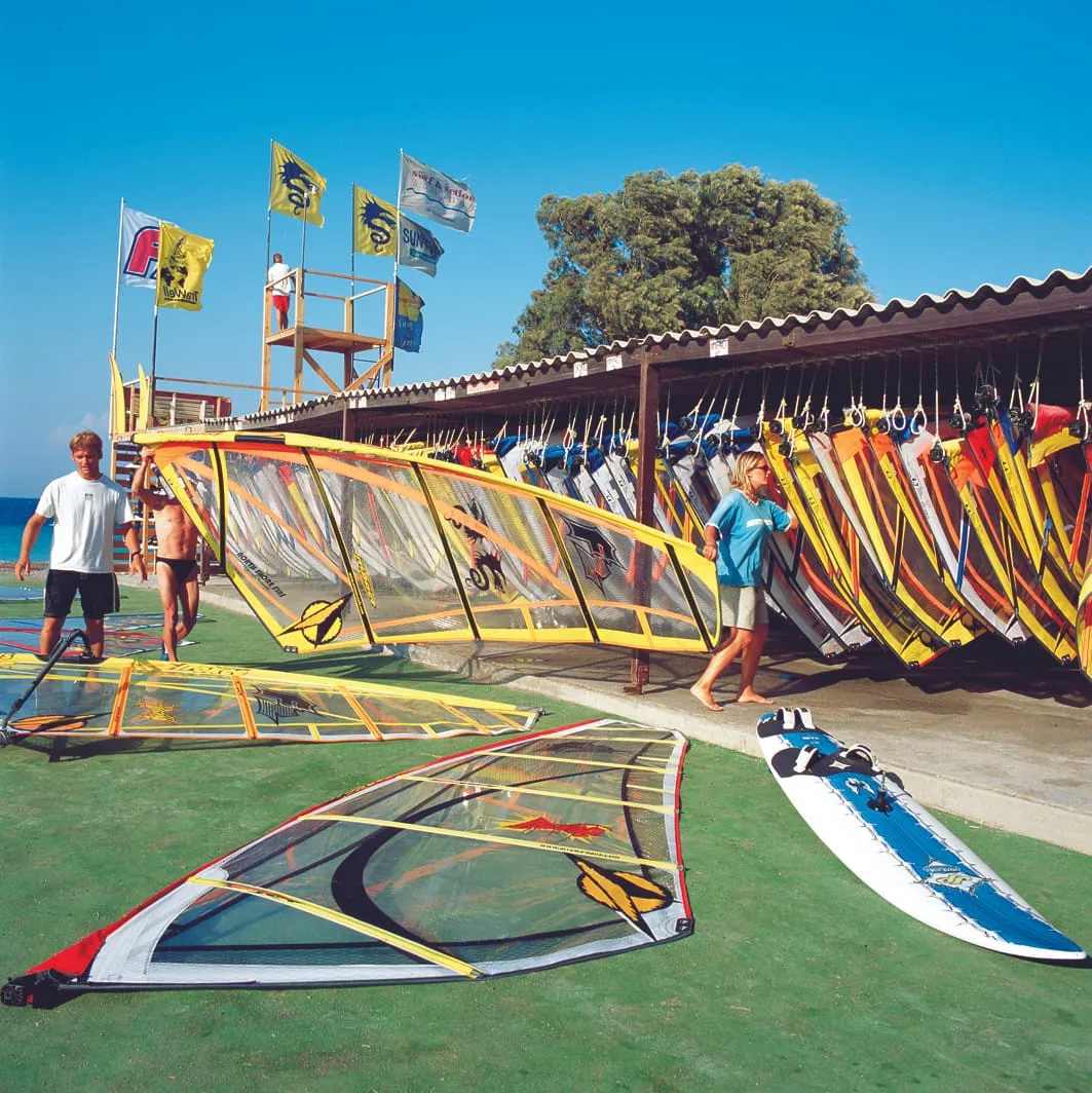 Blue Horizon ProCenter Windsurfing Station