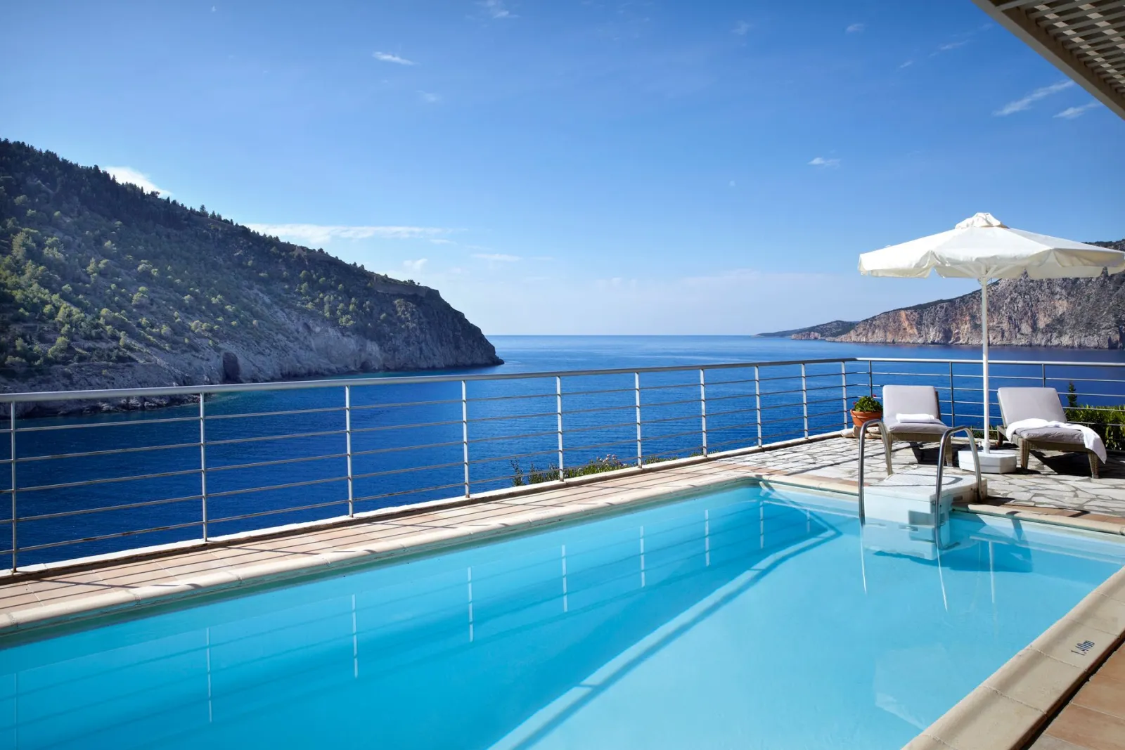 Assos Villas-Braunis Horio Villas