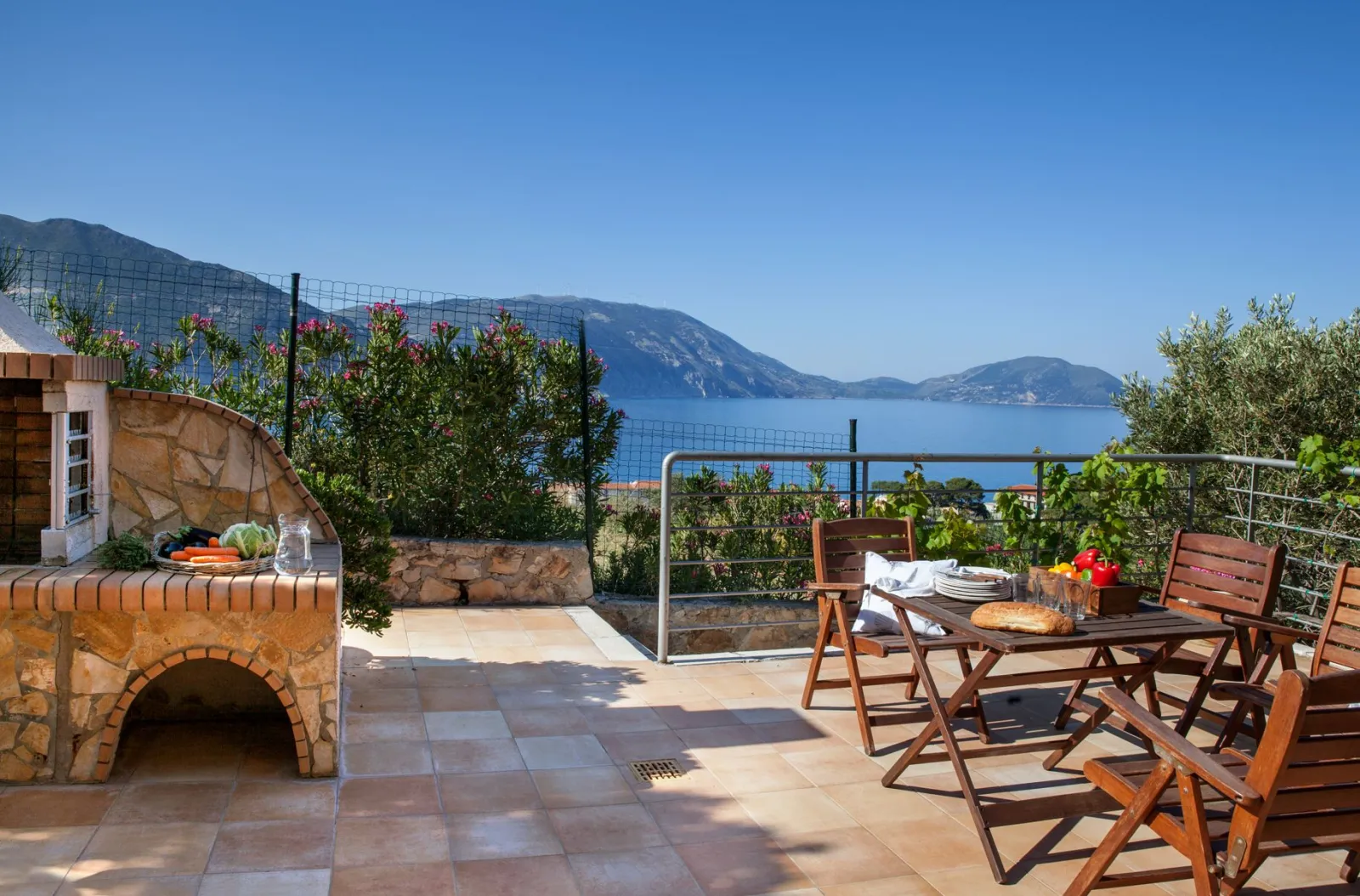 Assos Villas-Braunis Horio Villas