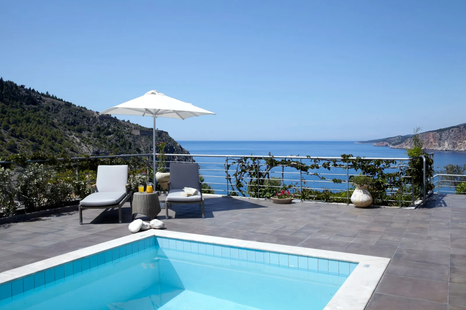 Assos Villas-Braunis Horio Villas