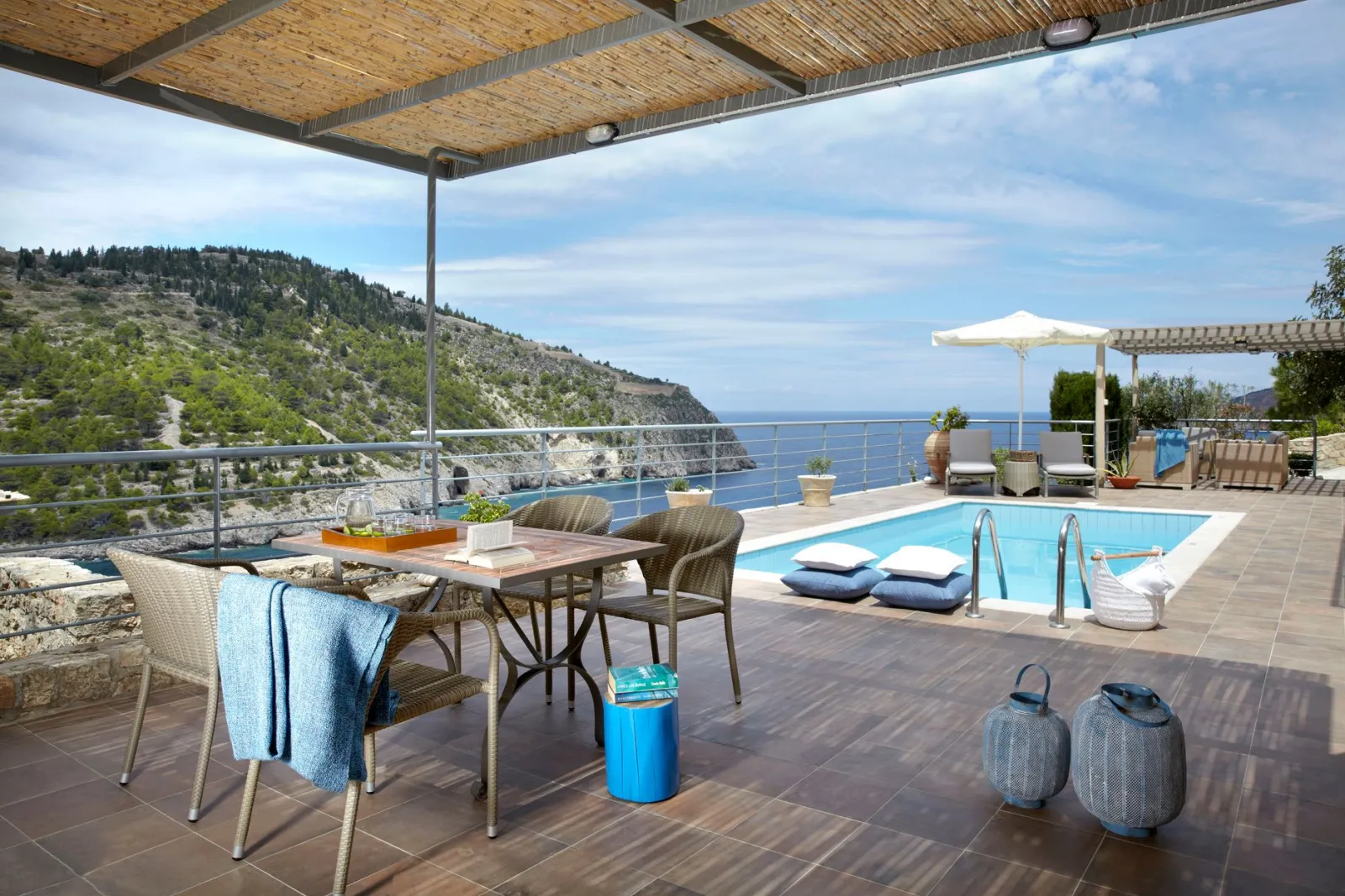 Assos Villas-Braunis Horio Villas