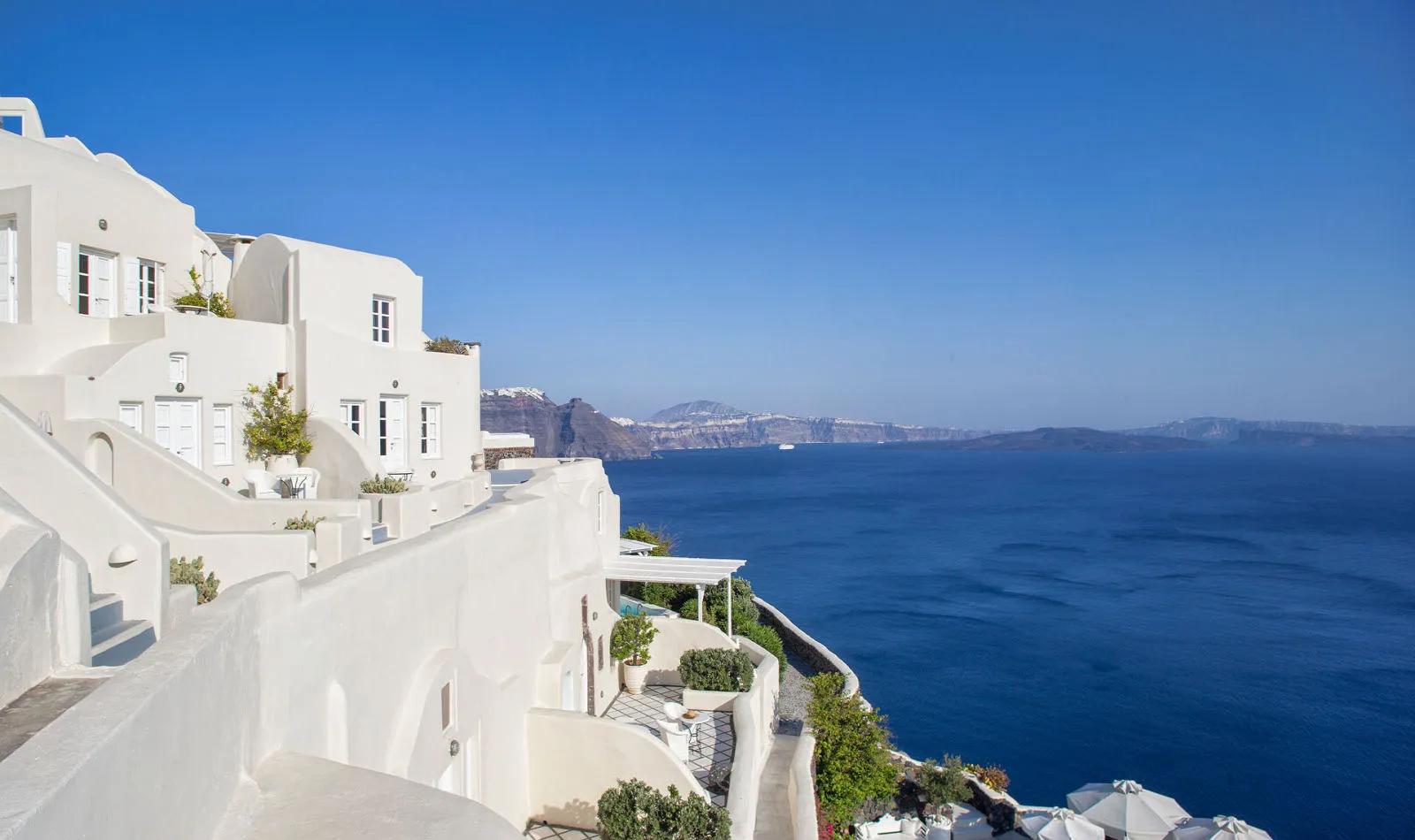 Canaves Oia Suites