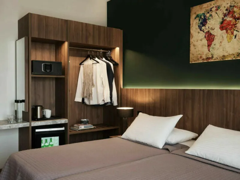 Candia Hotel