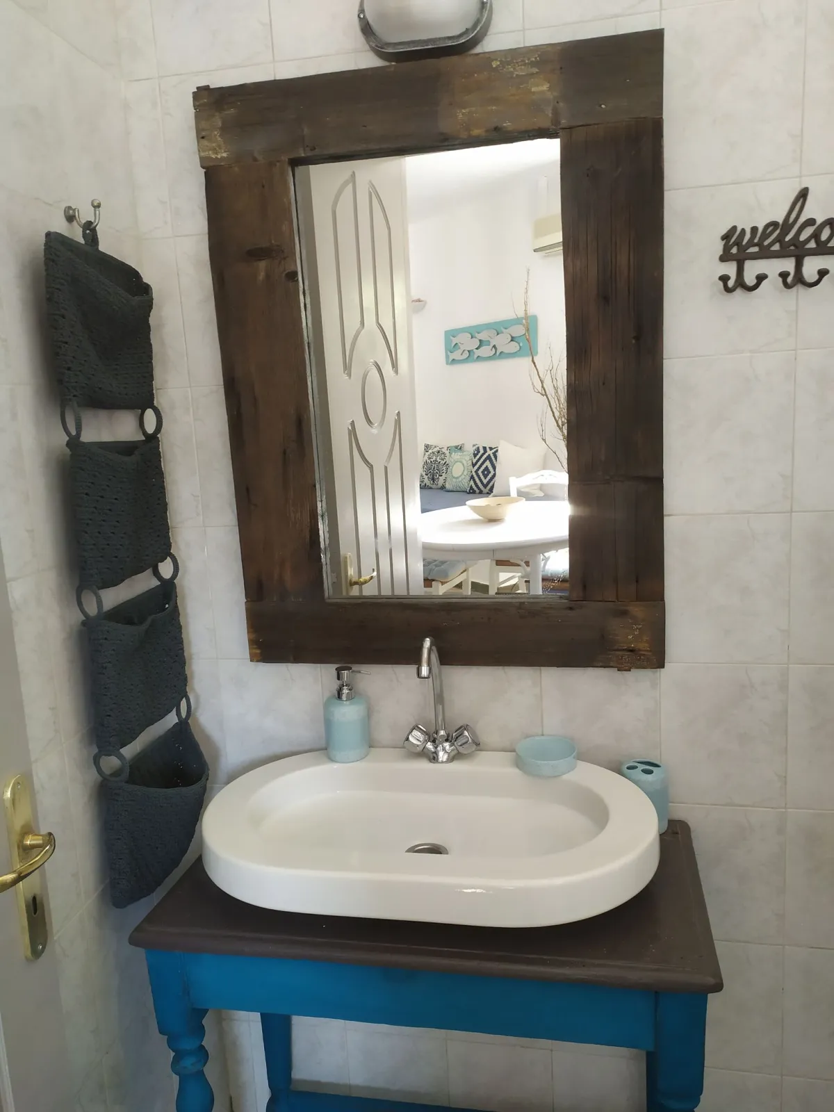 Captain's B&B