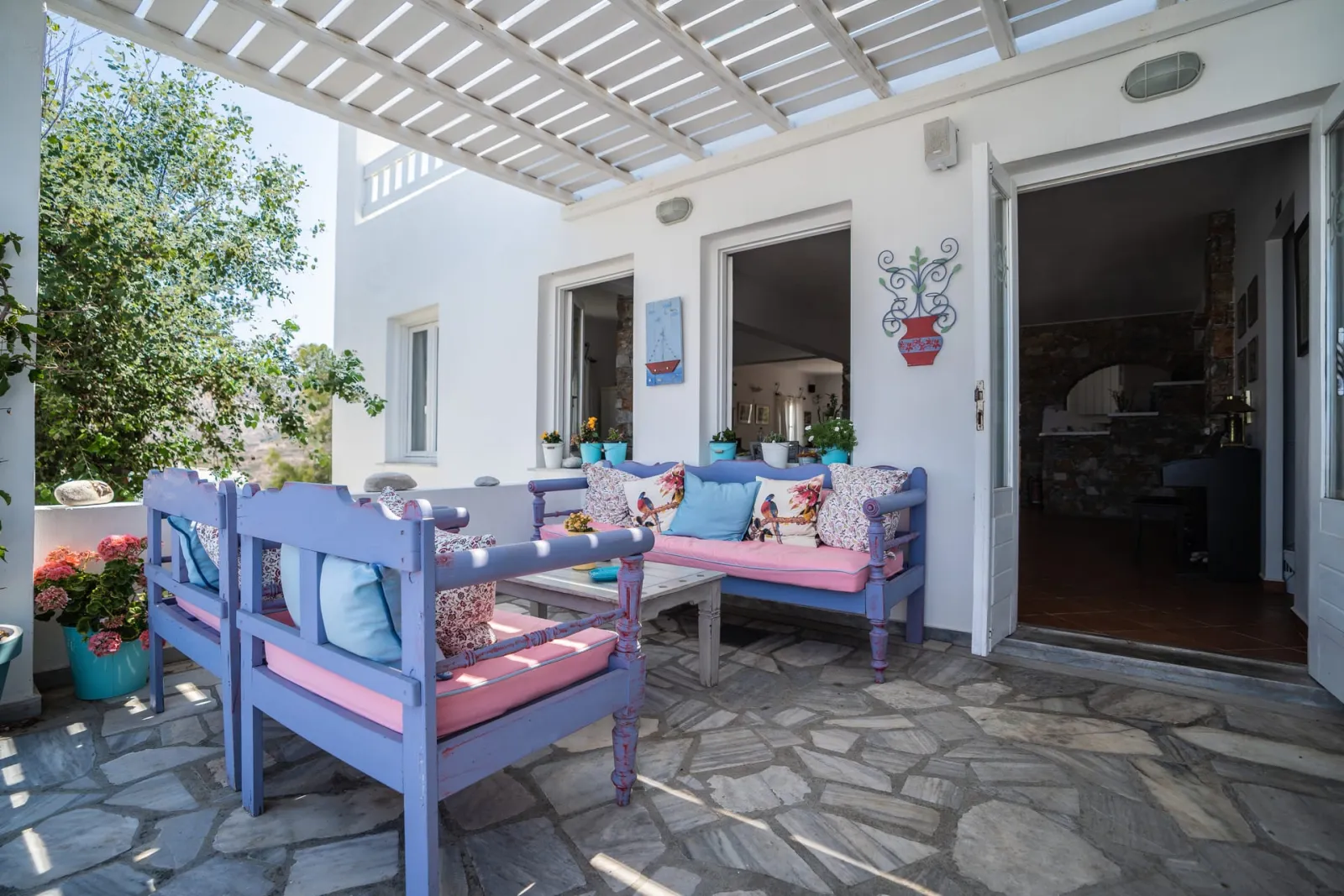 Captain's B&B