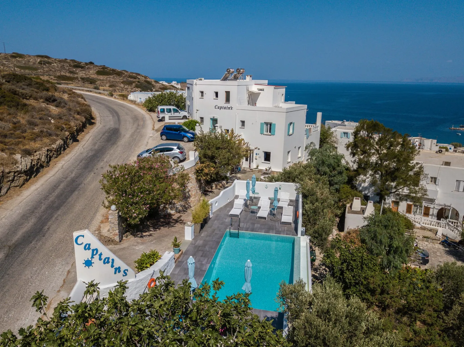 Captain's B&B
