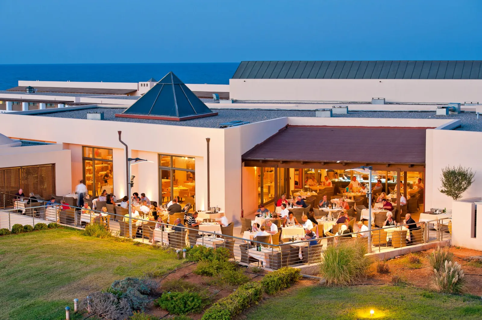 Arsenali Buffet Restaurant - Terrace