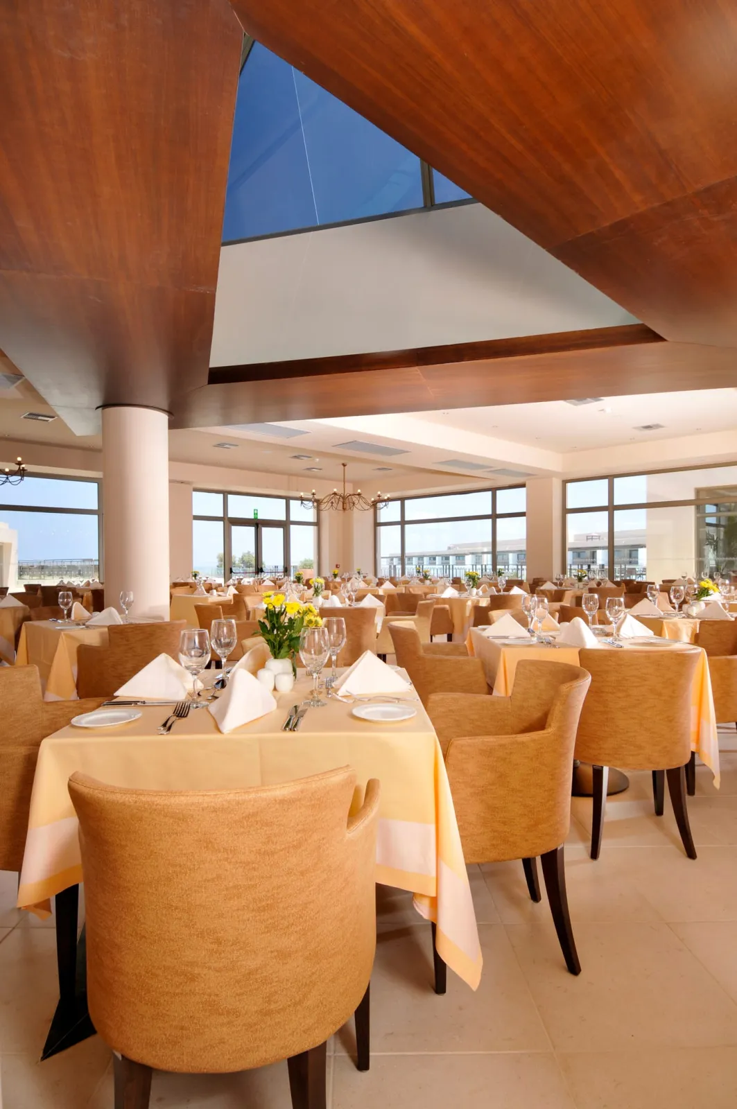 Arsenali Buffet Restaurant - Indoors