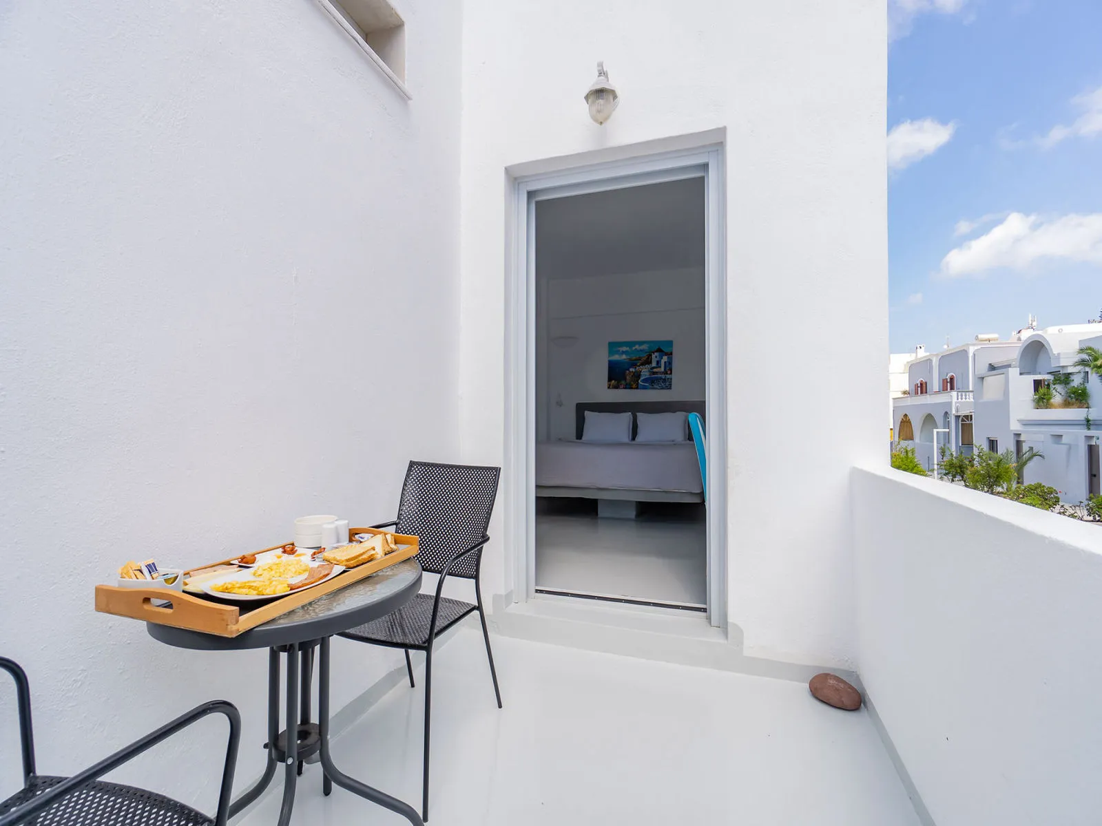 Central Fira Suites