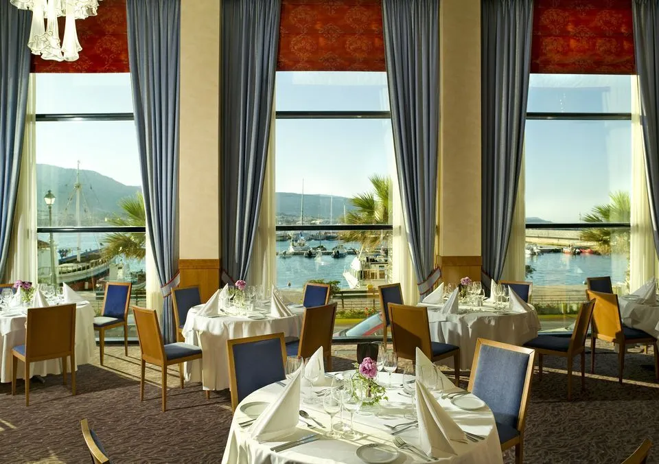Chios Chandris Hotel