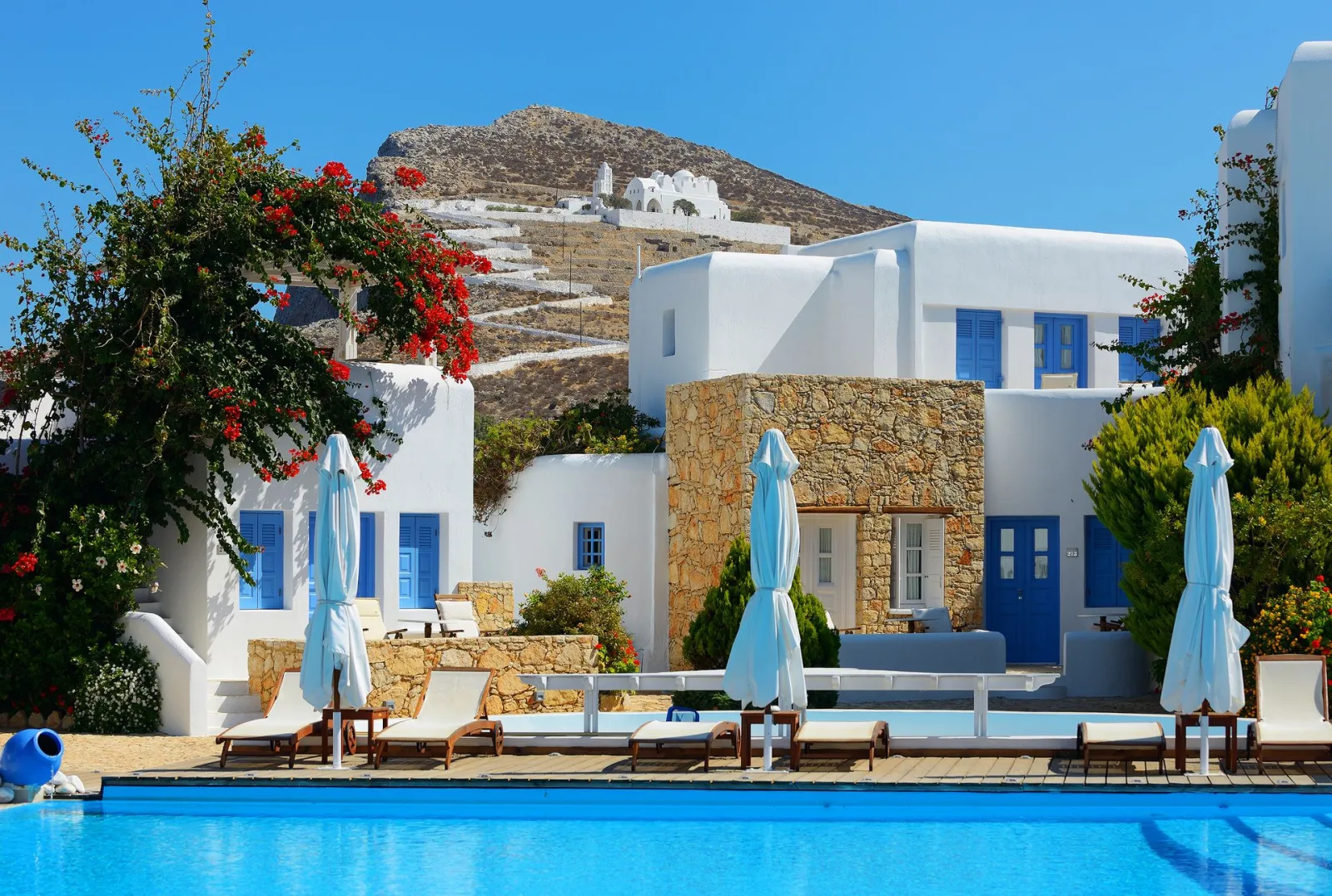 Chora Resort Folegandros