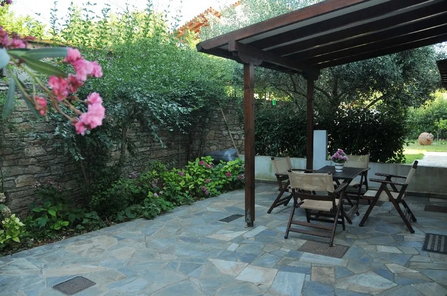 Zouzoula Studios in Milina Pelion
