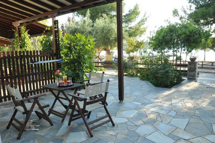 Zouzoula Studios in Milina Pelion