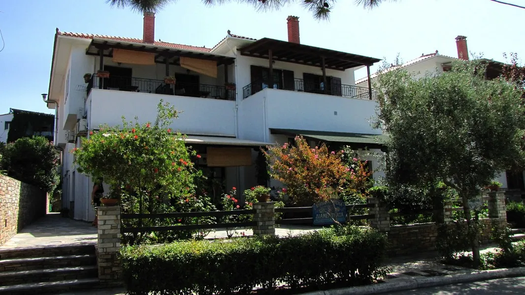 Zouzoula Studios in Milina Pelion