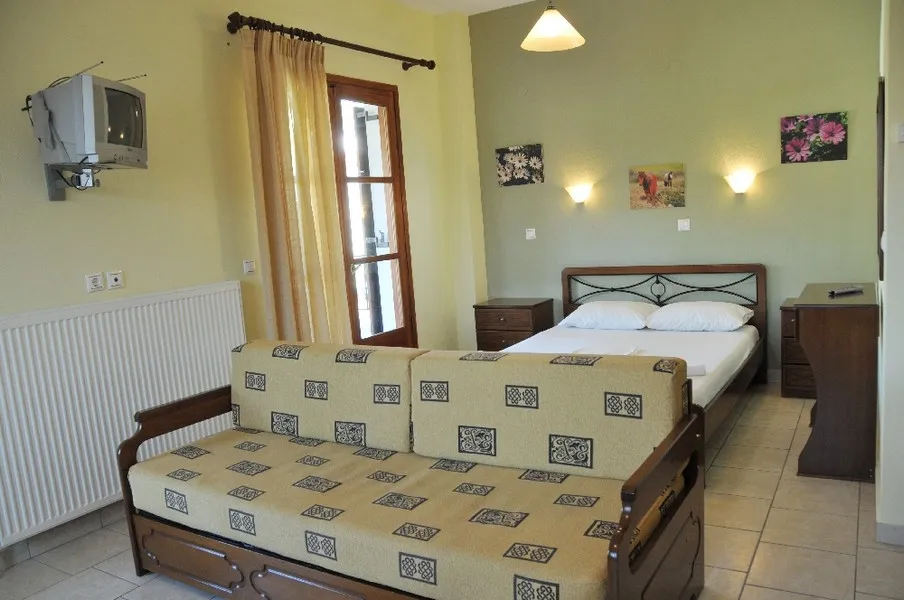 Zouzoula Studios in Milina Pelion