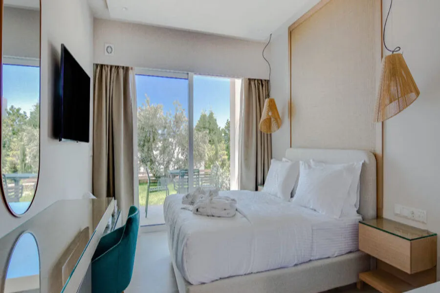 Colonides Beach Hotel