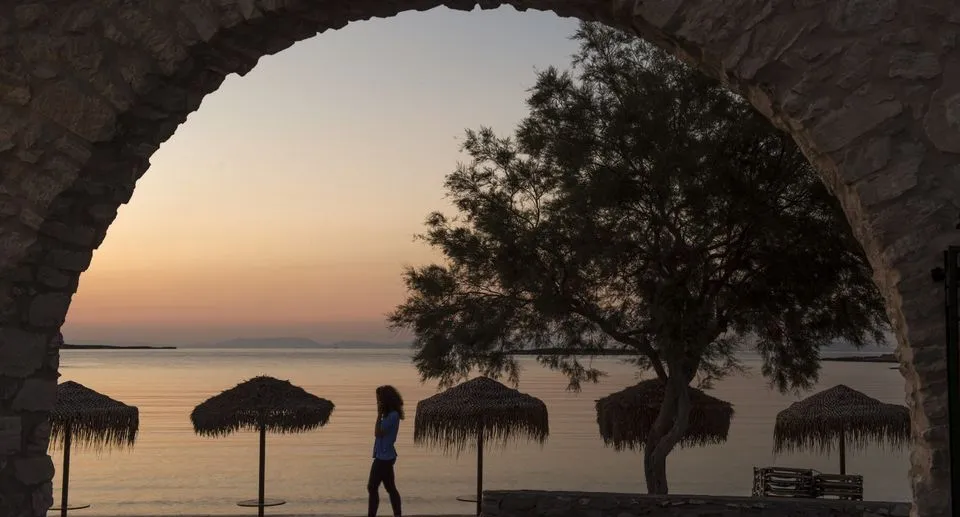 Contaratos Beach Paros