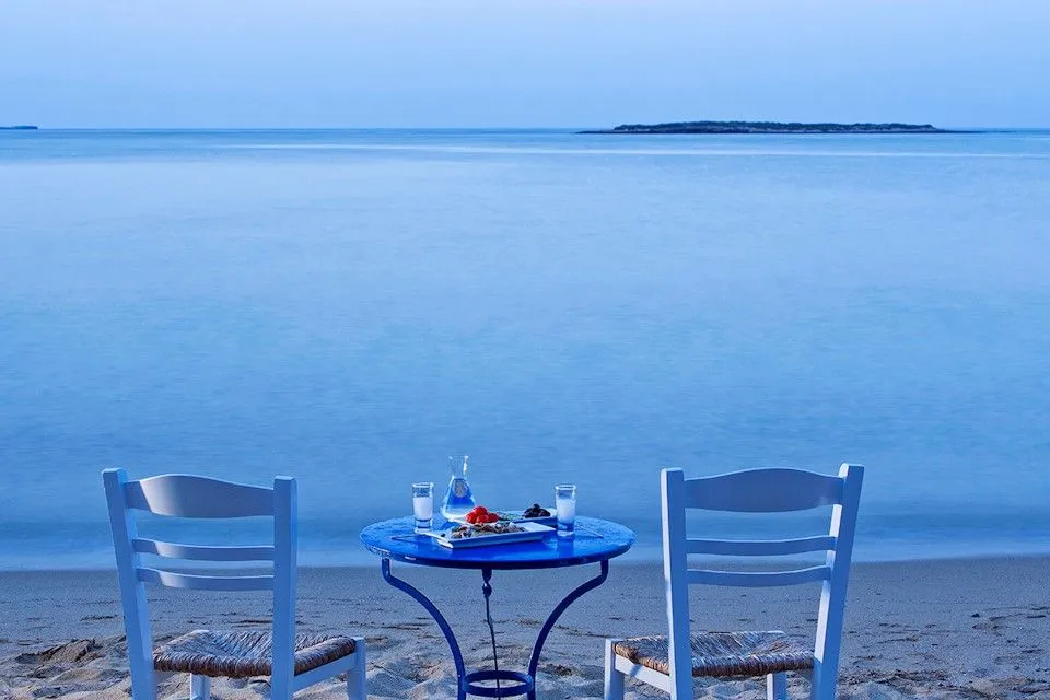 Contaratos Beach Paros