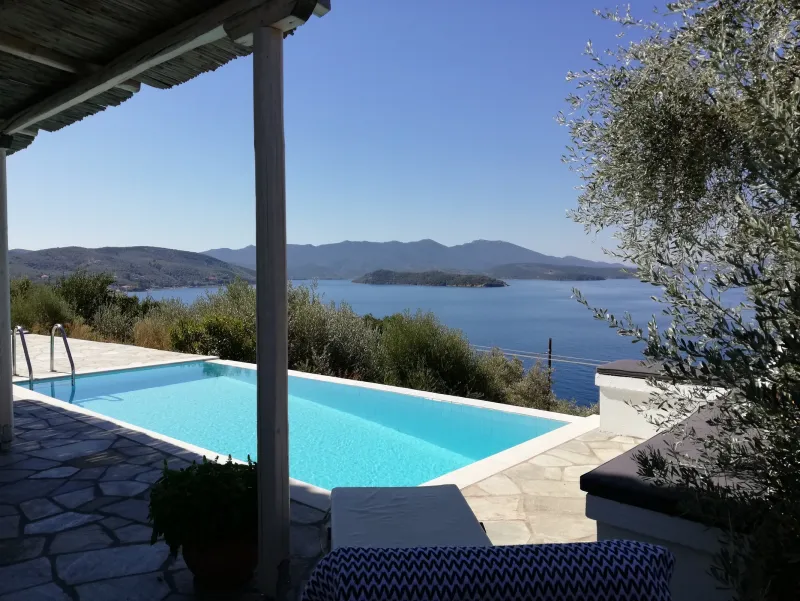 Apartment No. 1 with pool
