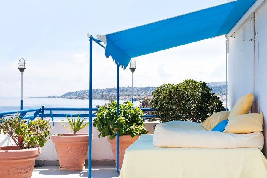 Daphne's Club Hotel Apartments
