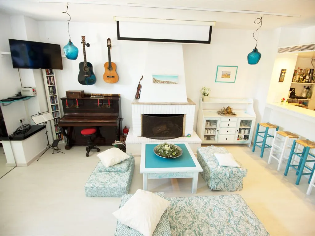 Daphne's Club Hotel Apartments