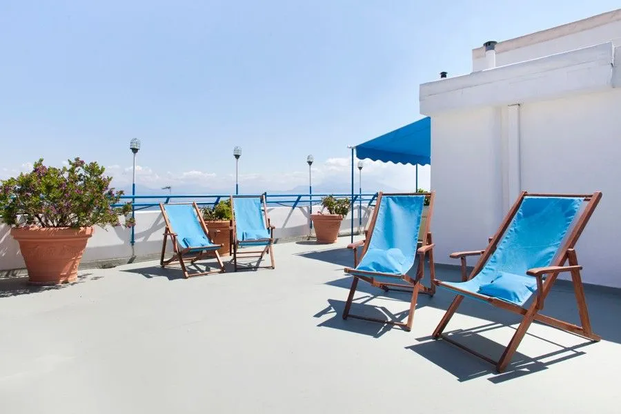 Daphne's Club Hotel Apartments