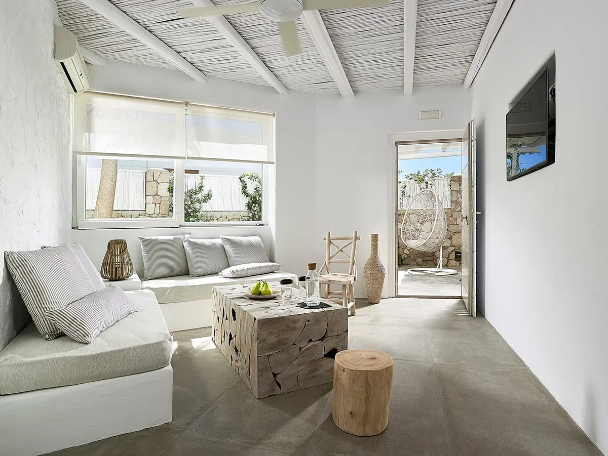 Delmar Apartments & Suites