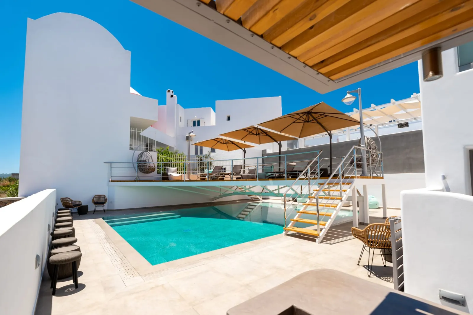 Deluxe Suites Santorini