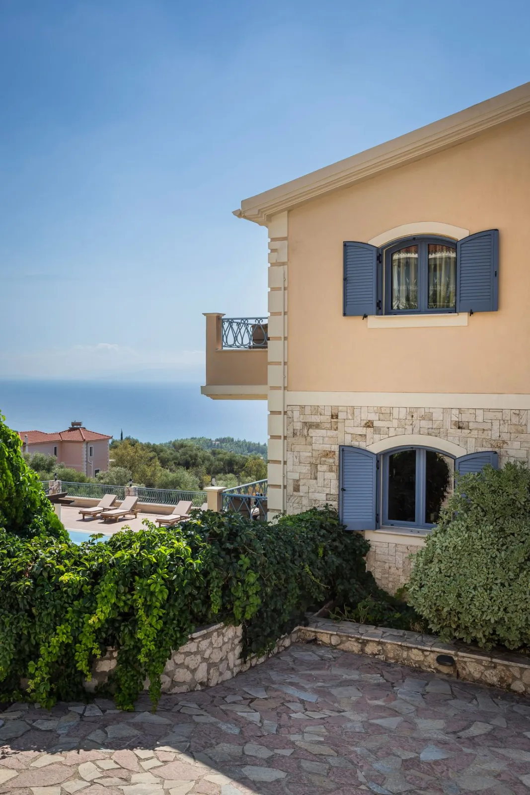 Diana Studios Kefalonia