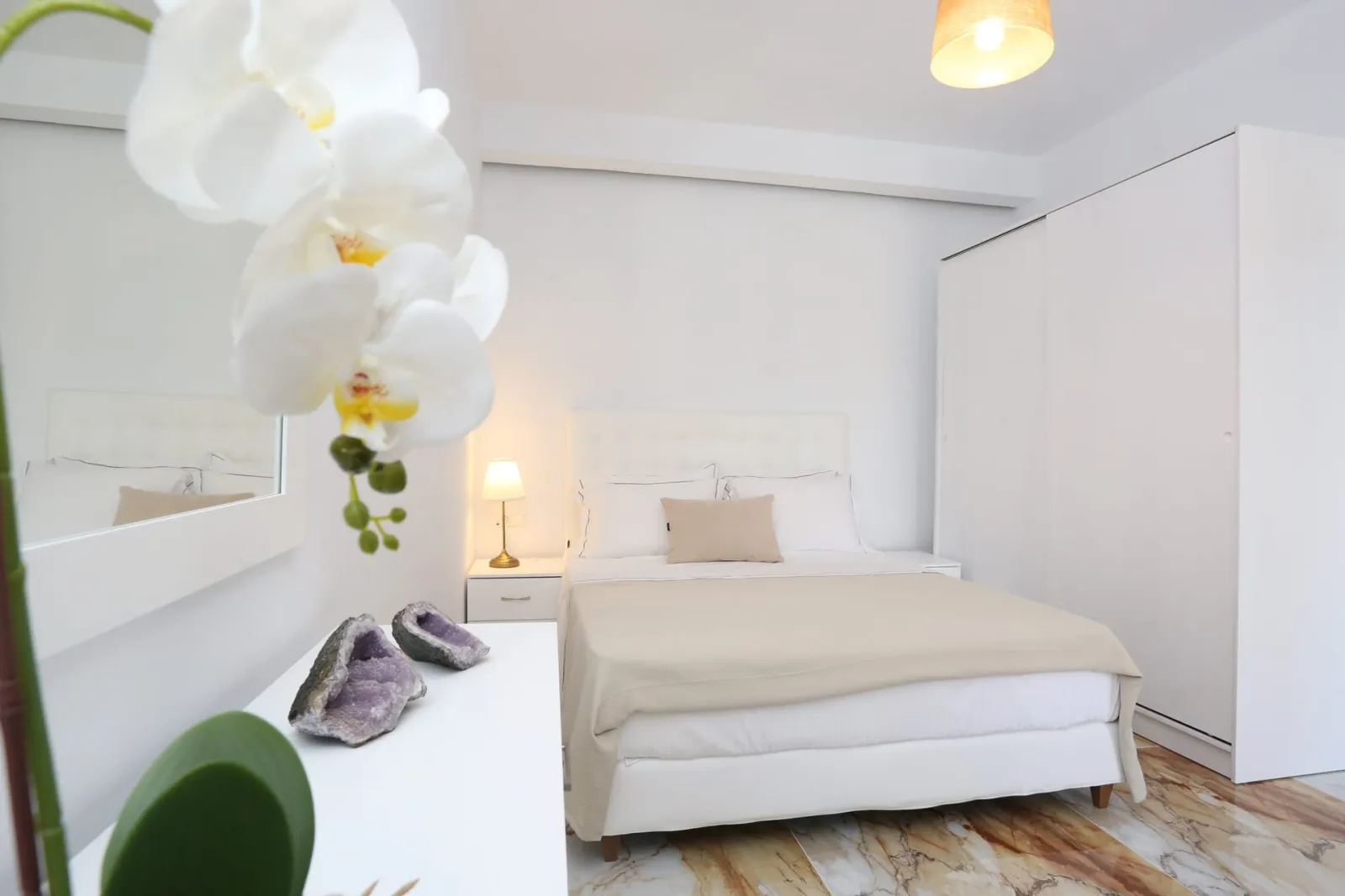 bedroom guesthouse