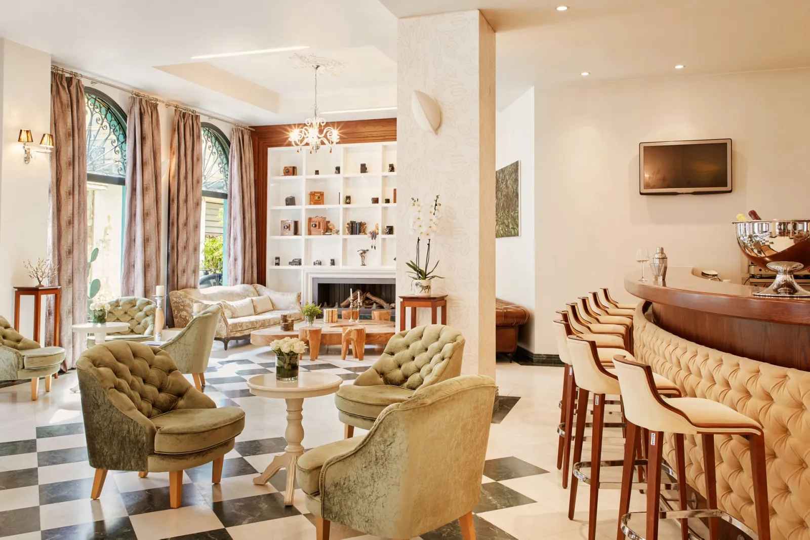 Dioni Boutique Hotel