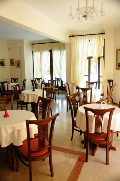 Eden Hotel