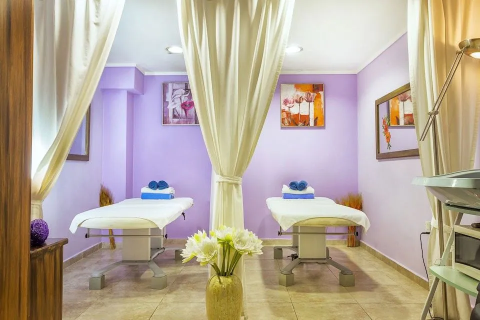 Wellness Fitness Center, massage